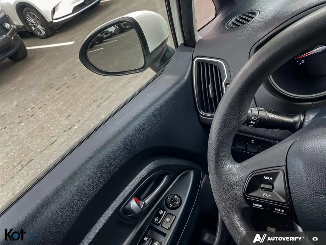 Kia Rio снимка Kia Rio