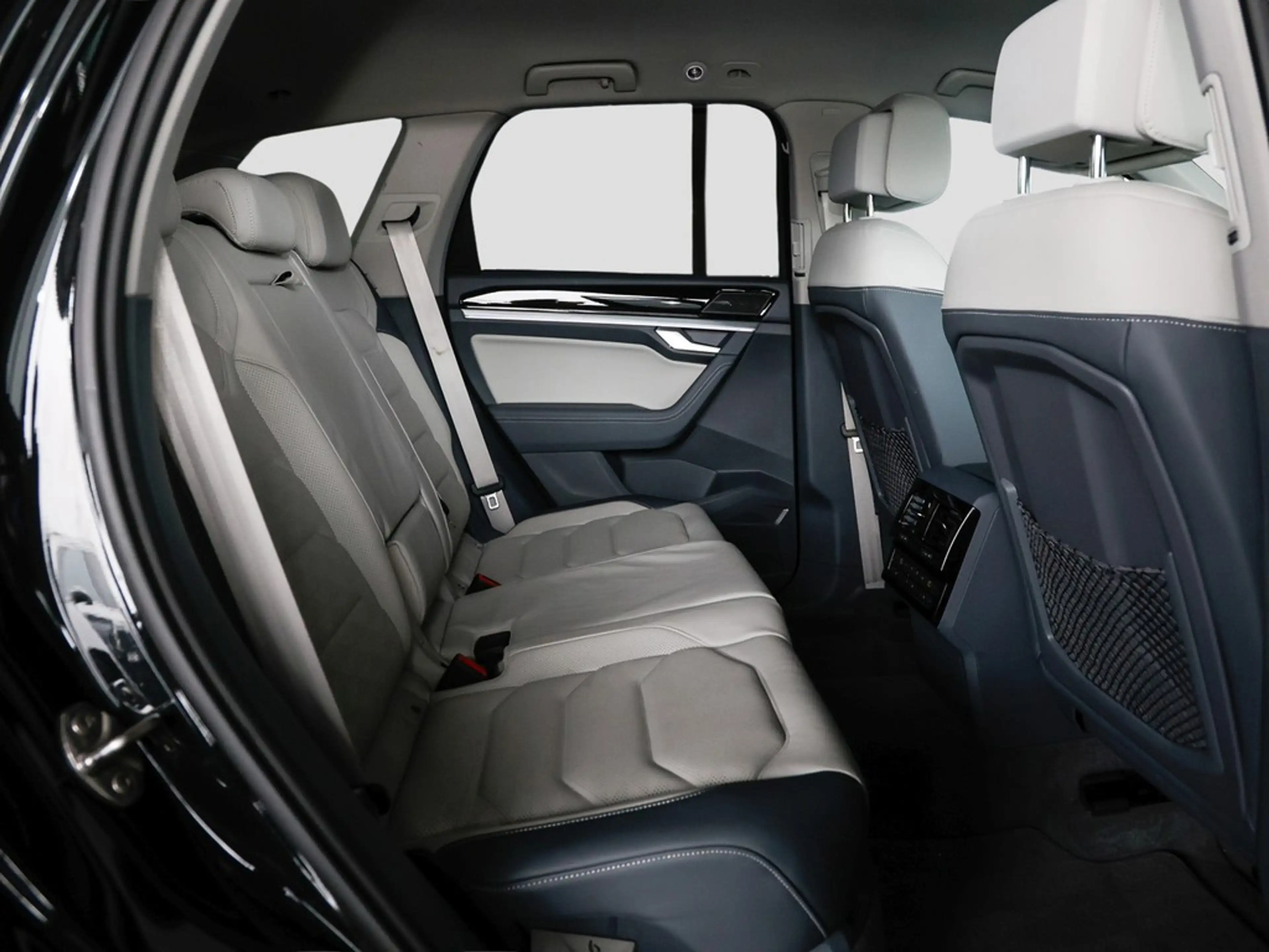 Volkswagen Touareg 3.0 TDI Elegance 4Mo AHK/RFK/Leder — photo 10