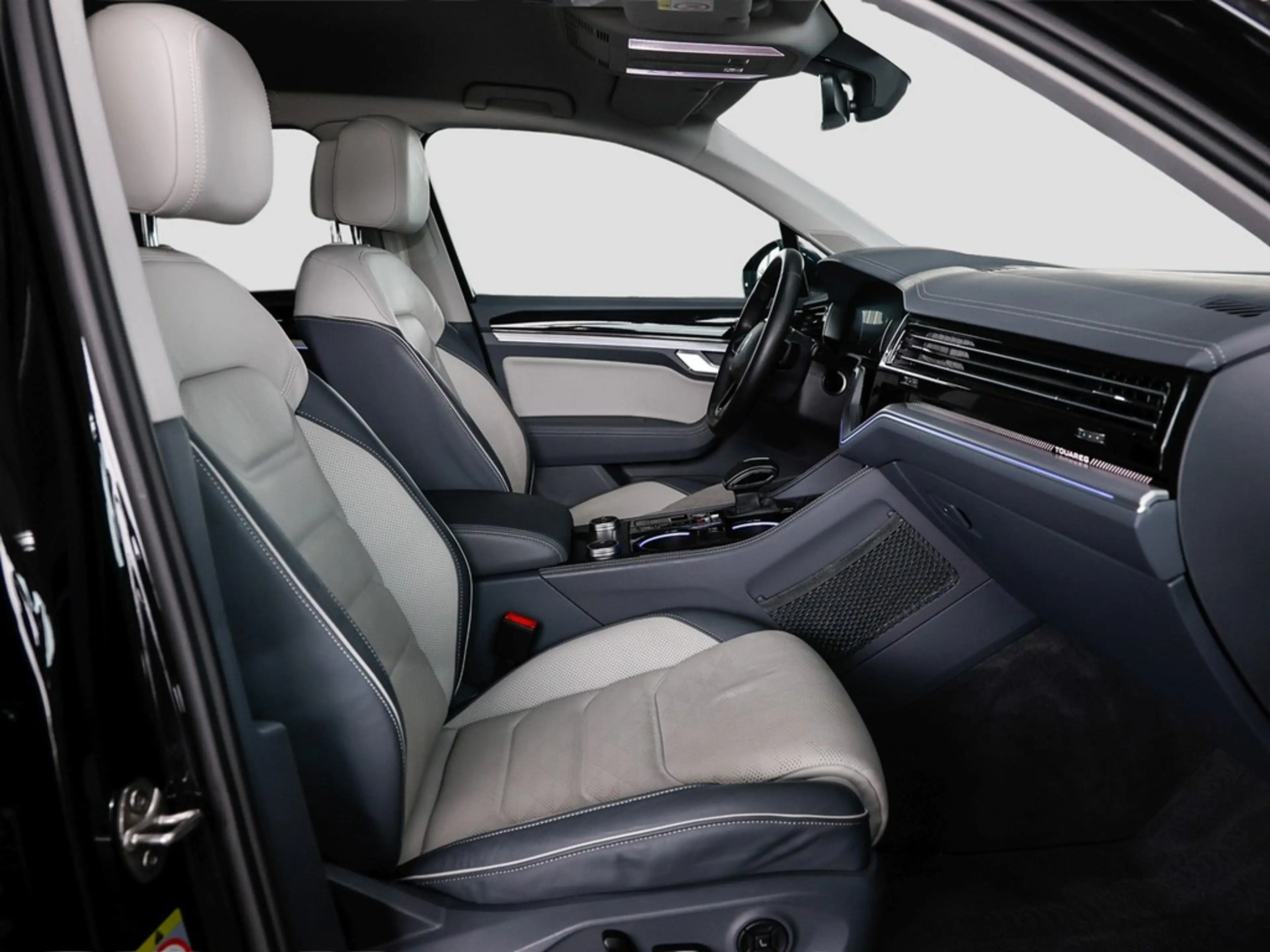 Volkswagen Touareg 3.0 TDI Elegance 4Mo AHK/RFK/Leder — photo 7