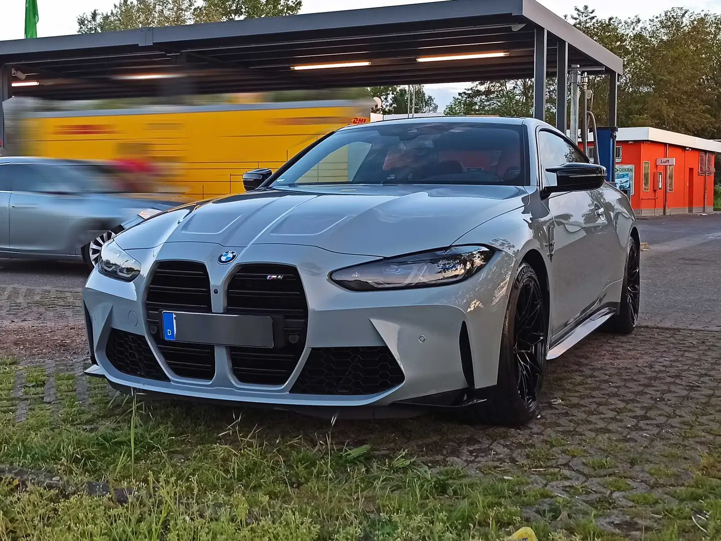 BMW M4 Coupe | Brooklyn Grey | Merino Leder | Top-Zustand Grau - 1