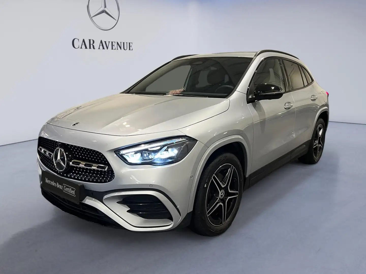 Mercedes-Benz GLA 250 e AMG Line - 1