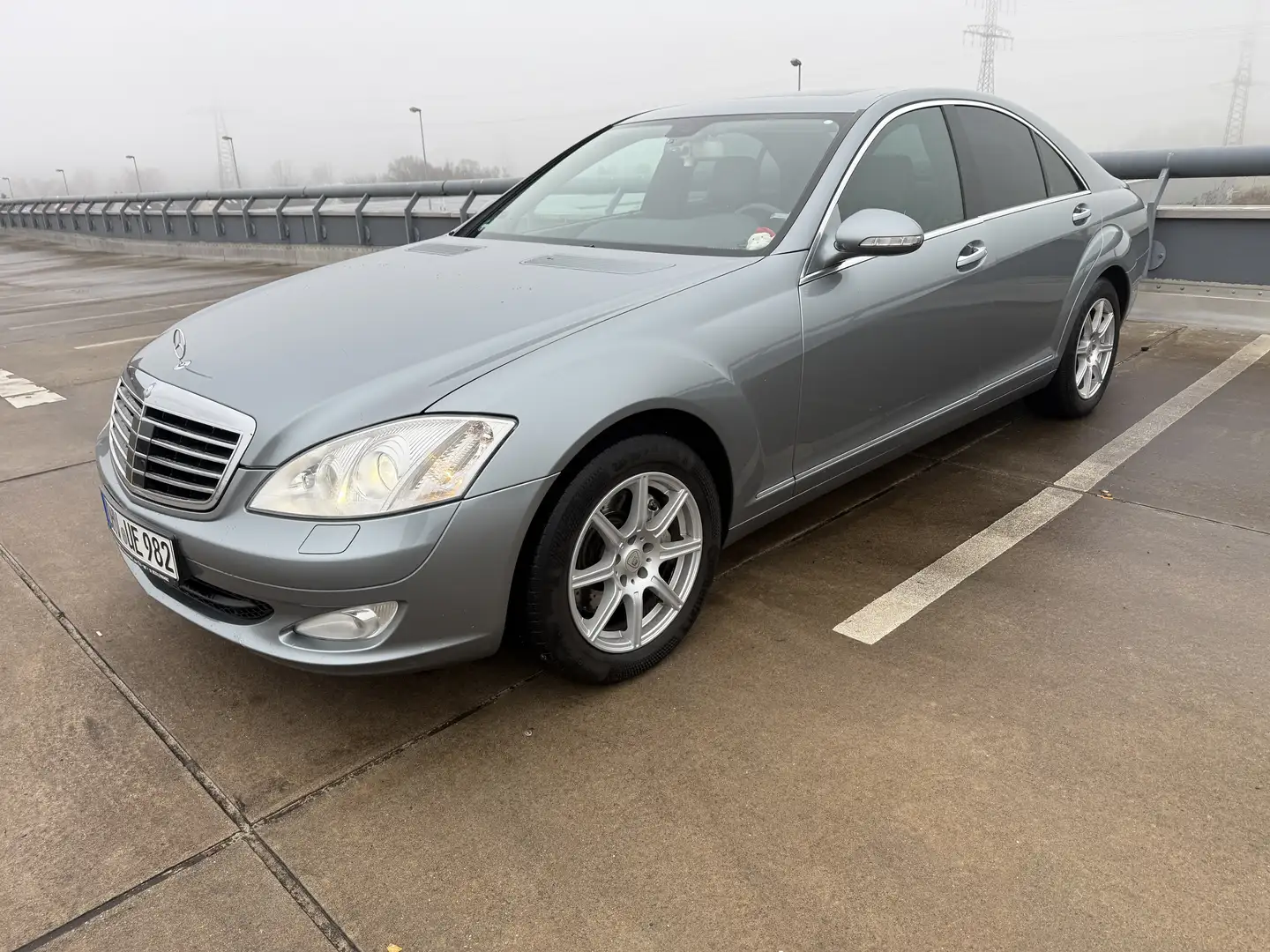 Mercedes-Benz 350 Silber - 1