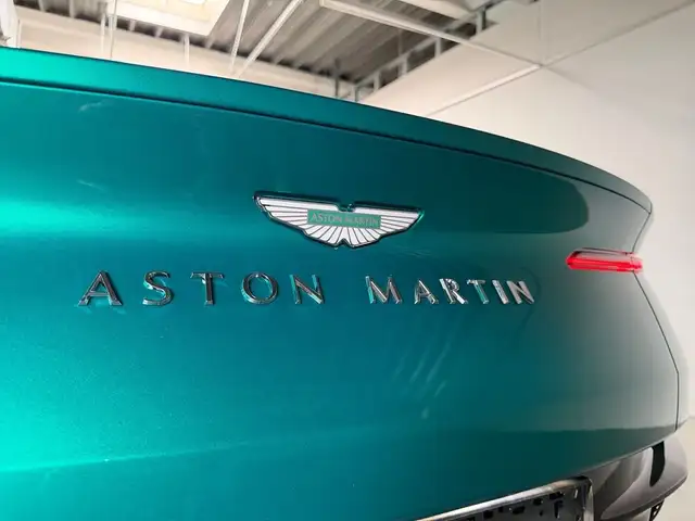 Aston Martin DB12 Volante | Podium Green | Black Pack Ansicht 12