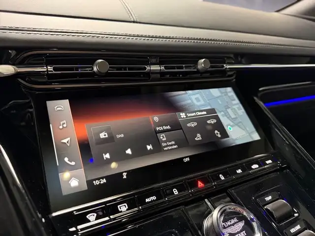 Aston Martin DB12 Volante | Podium Green | Black Pack Ansicht 9