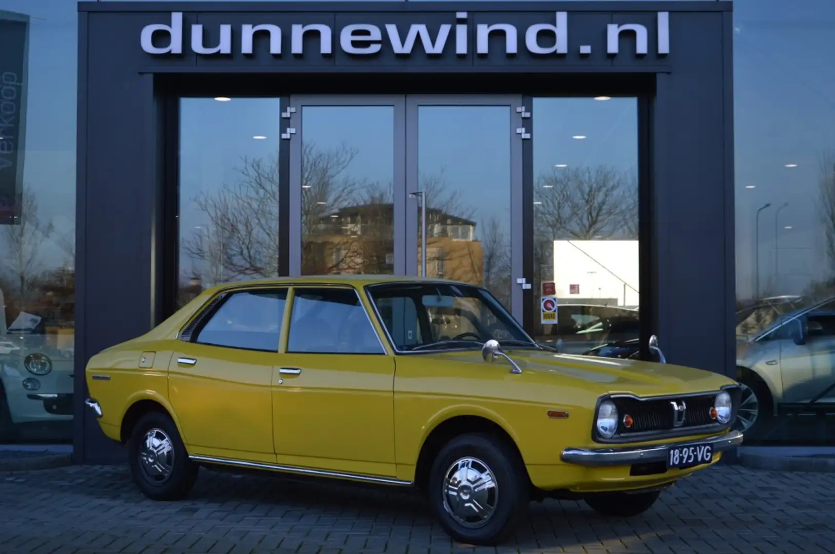 Subaru Leone 1400 DL Origineel Nederlands Giallo - 1