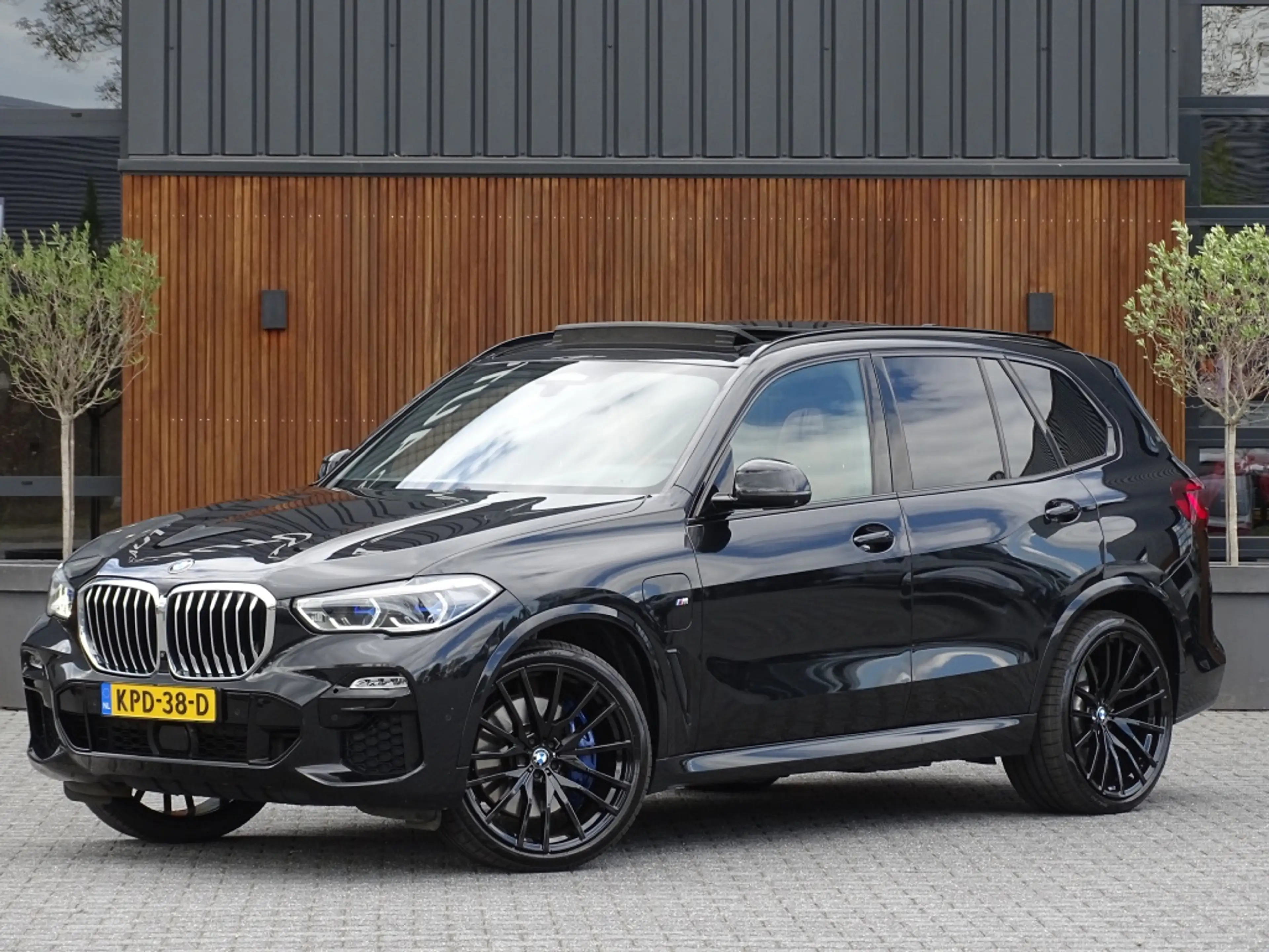 BMW X5 45e 394PK M-Sport Individual / Skylounge / Alcanat — photo 9