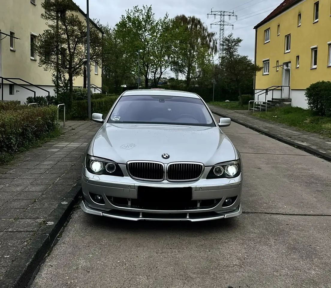 BMW 745
