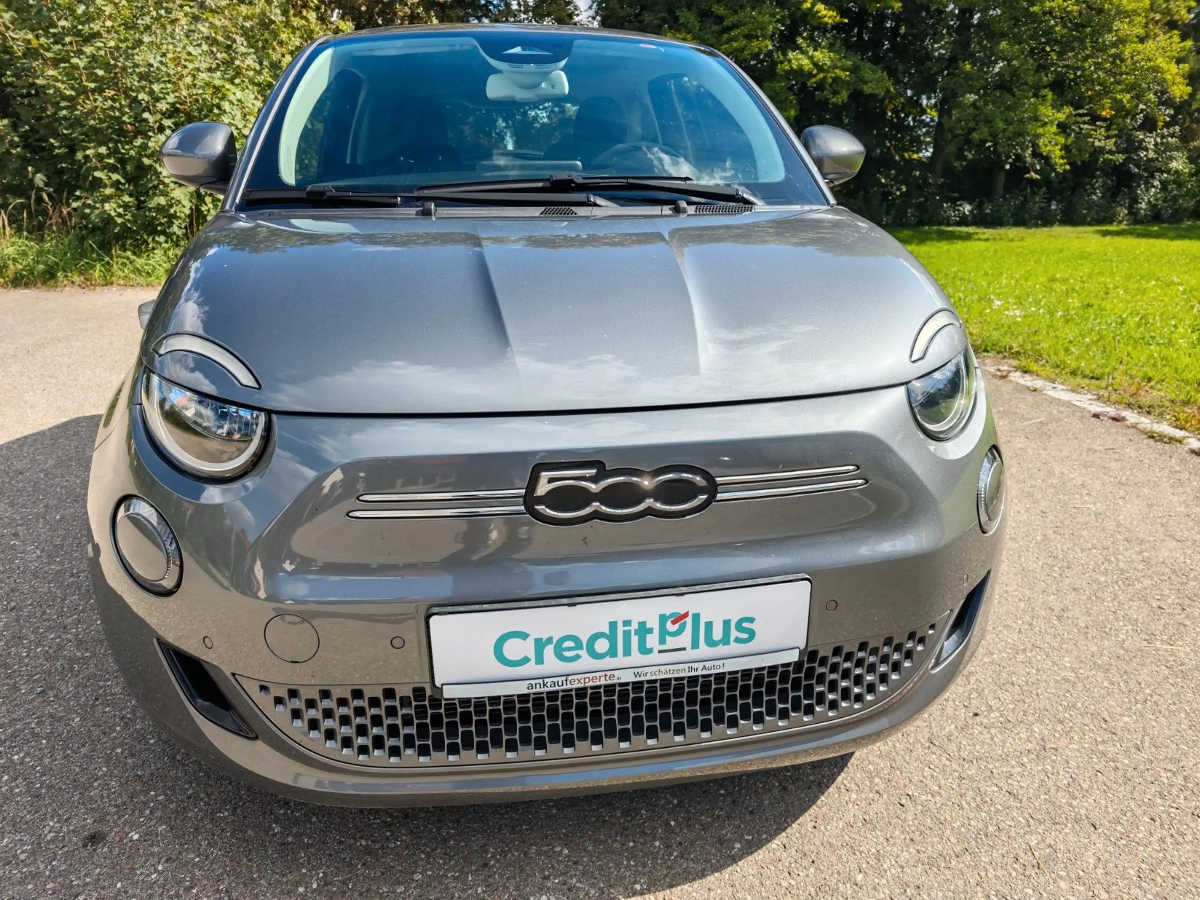 Fiat 500e 42 Comfort Style SHZ PDC RFK Lane — photo 3
