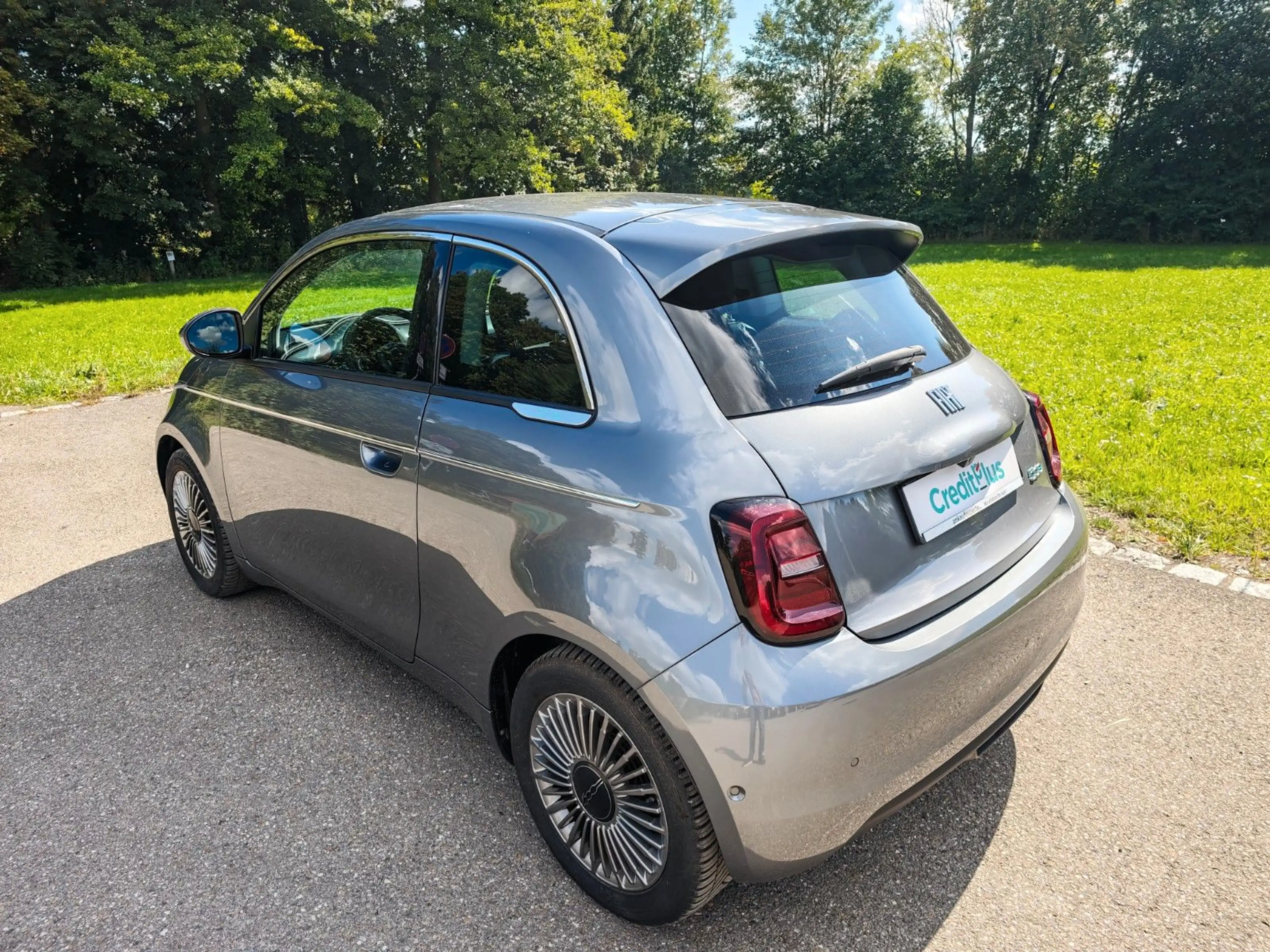 Fiat 500e 42 Comfort Style SHZ PDC RFK Lane — photo 8