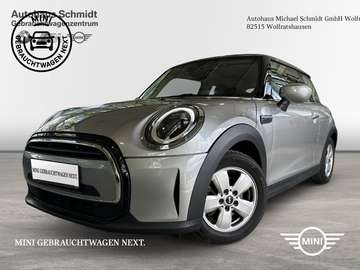 Hatch*Essential Trim*DAB*LED*Driving Assist.*PDC*I