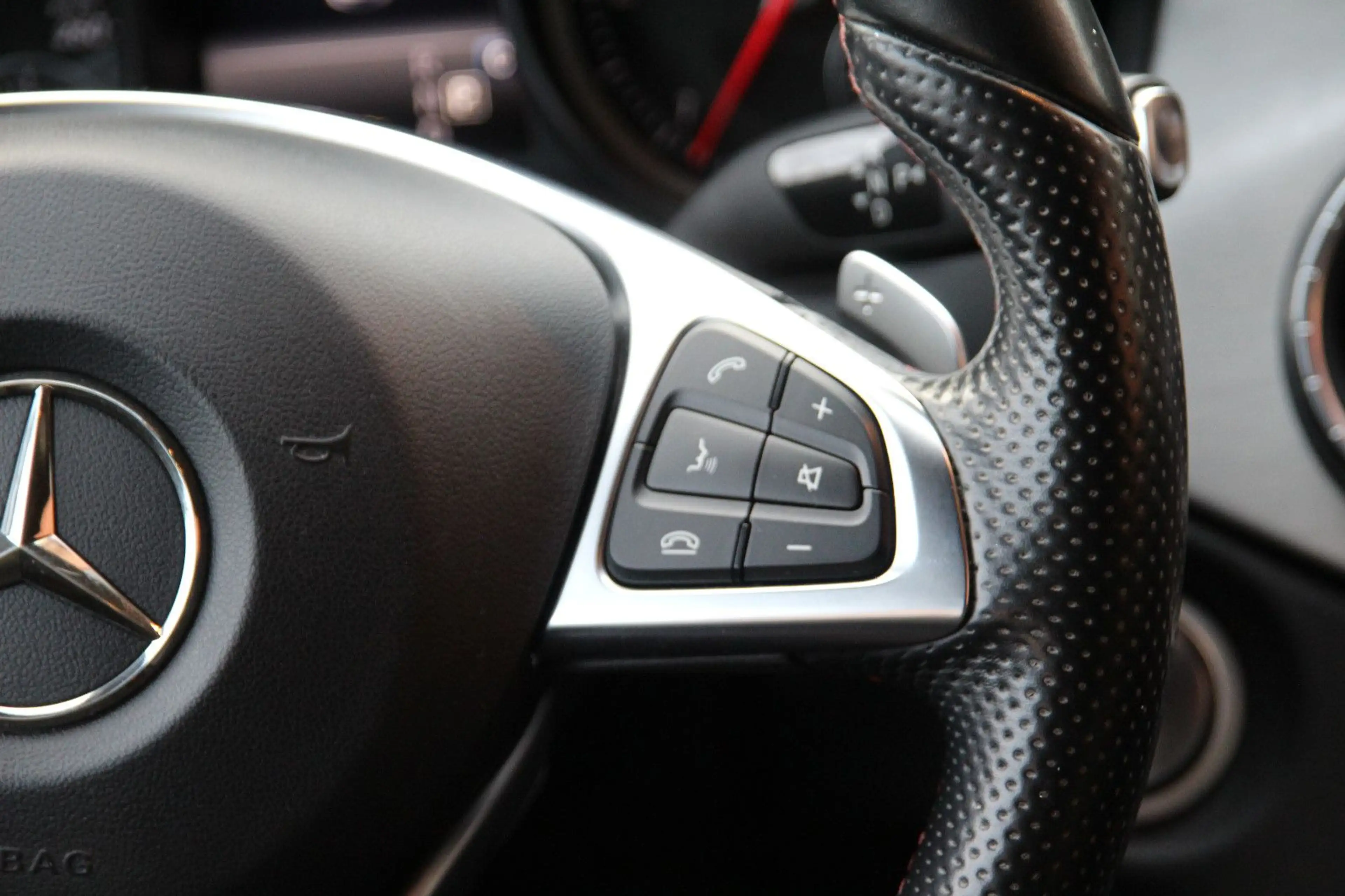 Mercedes-Benz CLA 220 Shooting Brake AMG-Line 4Matic — photo 15