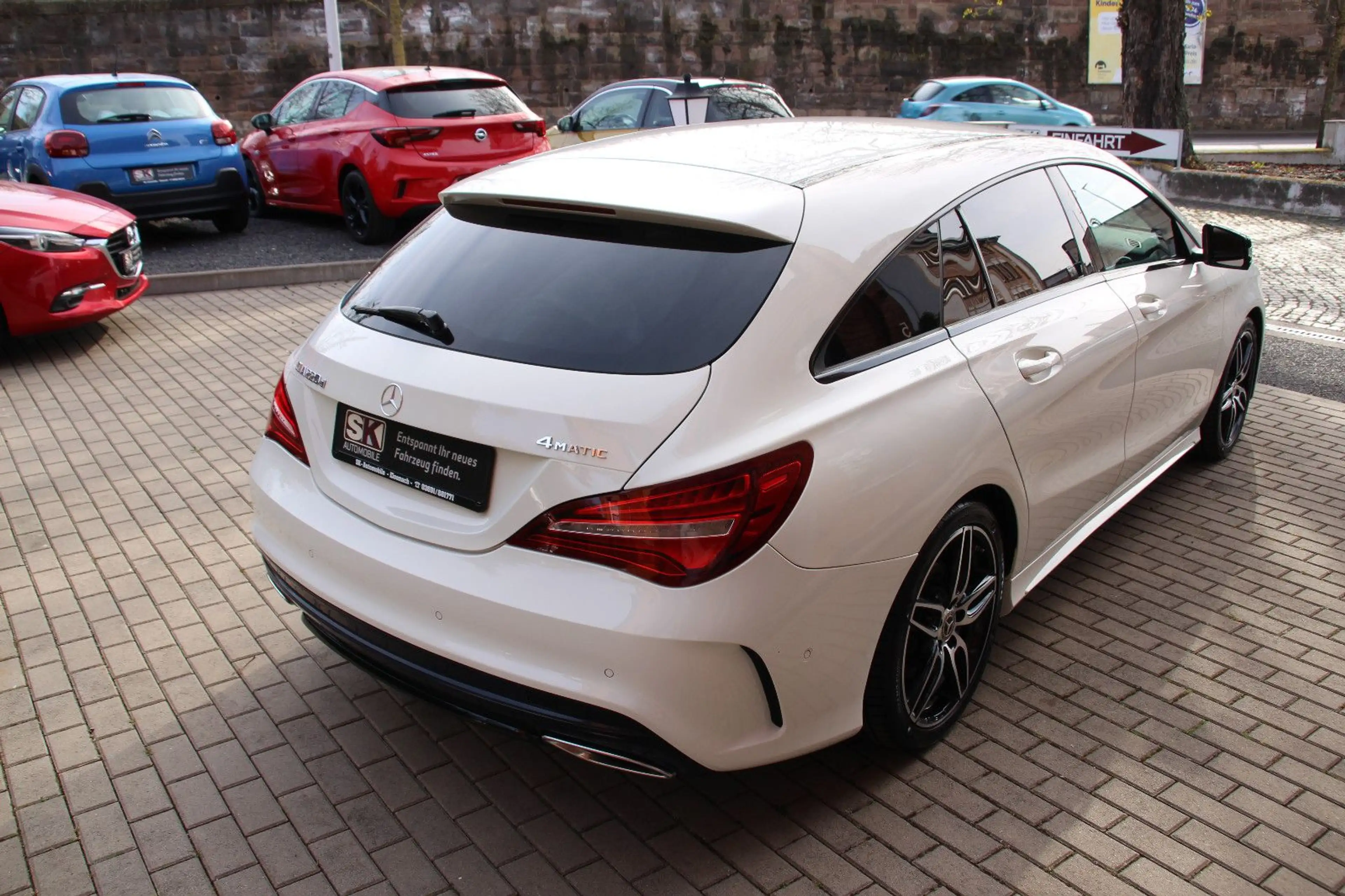 Mercedes-Benz CLA 220 Shooting Brake AMG-Line 4Matic — photo 6