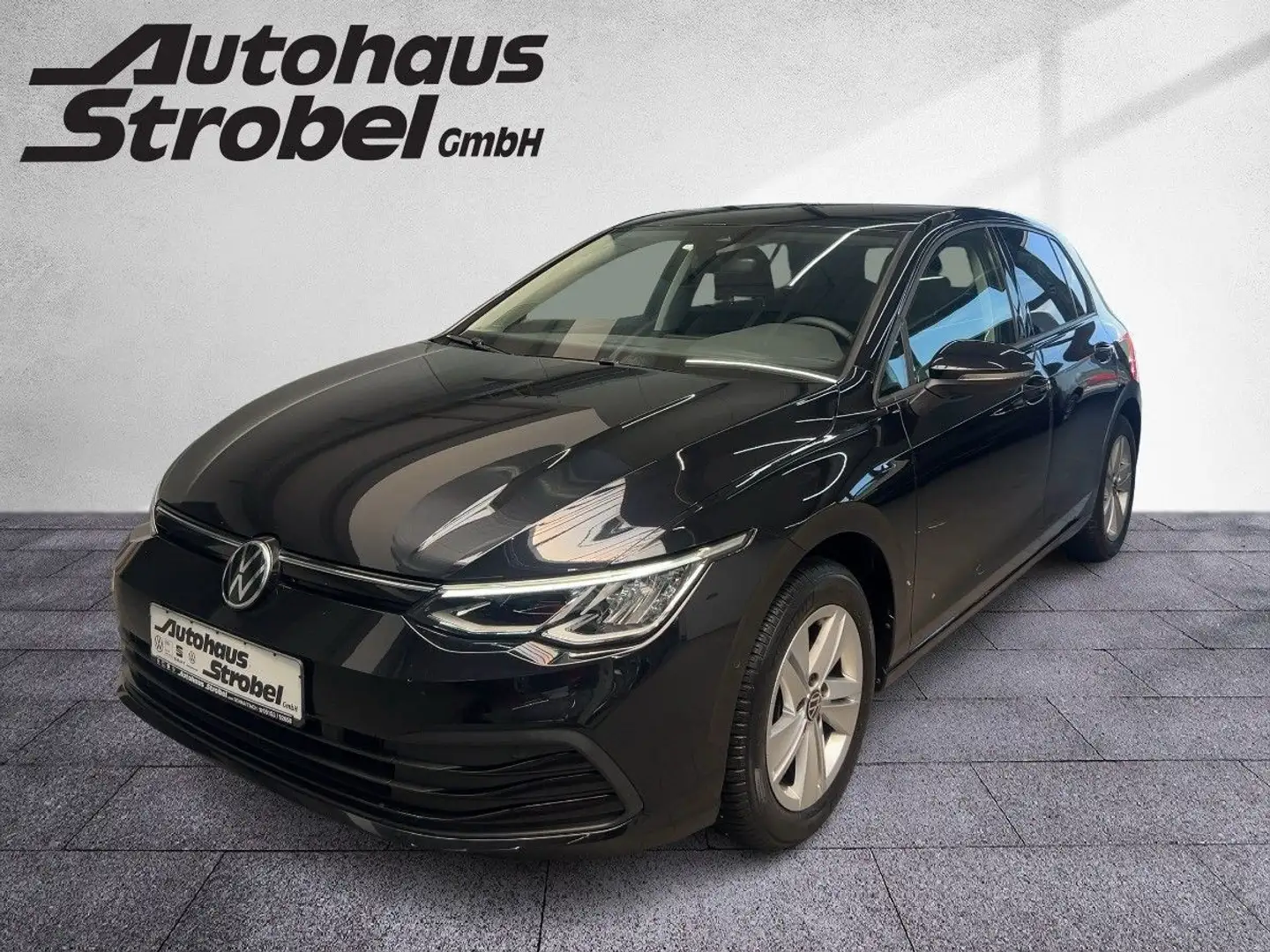 Volkswagen Golf VIII 1,5 TSI Life ACC AHK Navi LED Kamera K Schwarz - 2