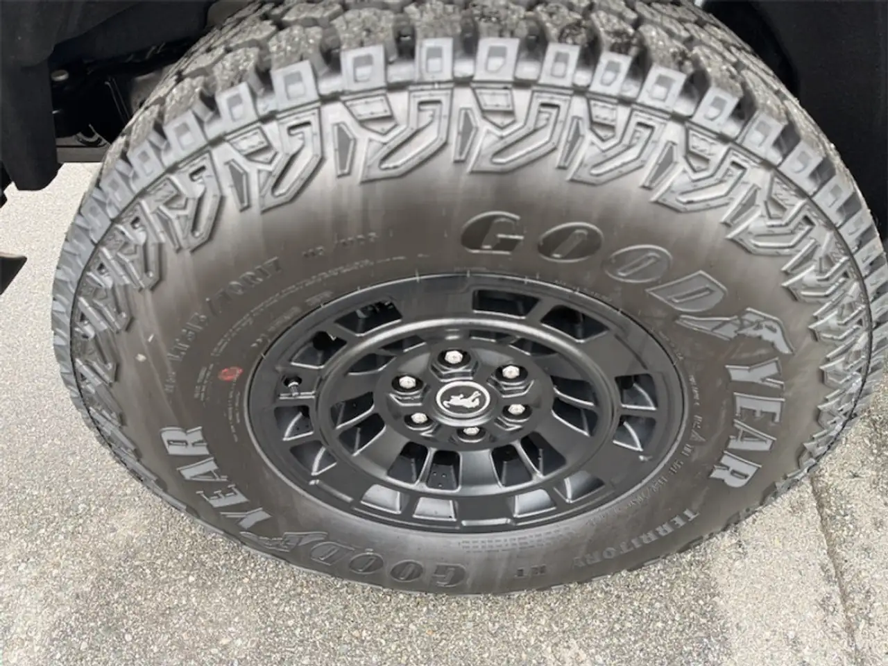 Ford Bronco снимка Ford Bronco