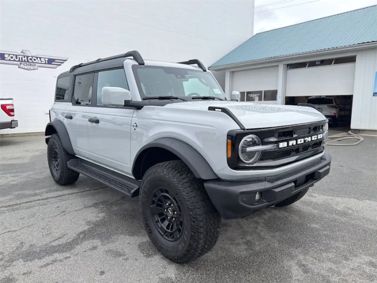 Ford Bronco снимка Ford Bronco