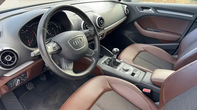 Audi A3 view 8