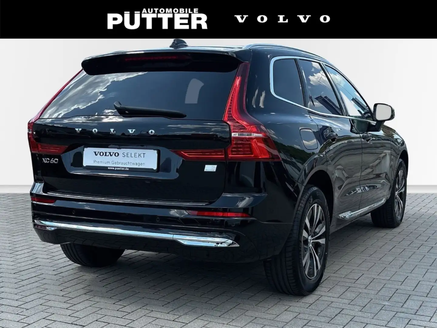 Volvo XC60 Recharge T6 AWD Inscription Expression 18'' AHK 36 crna - 2
