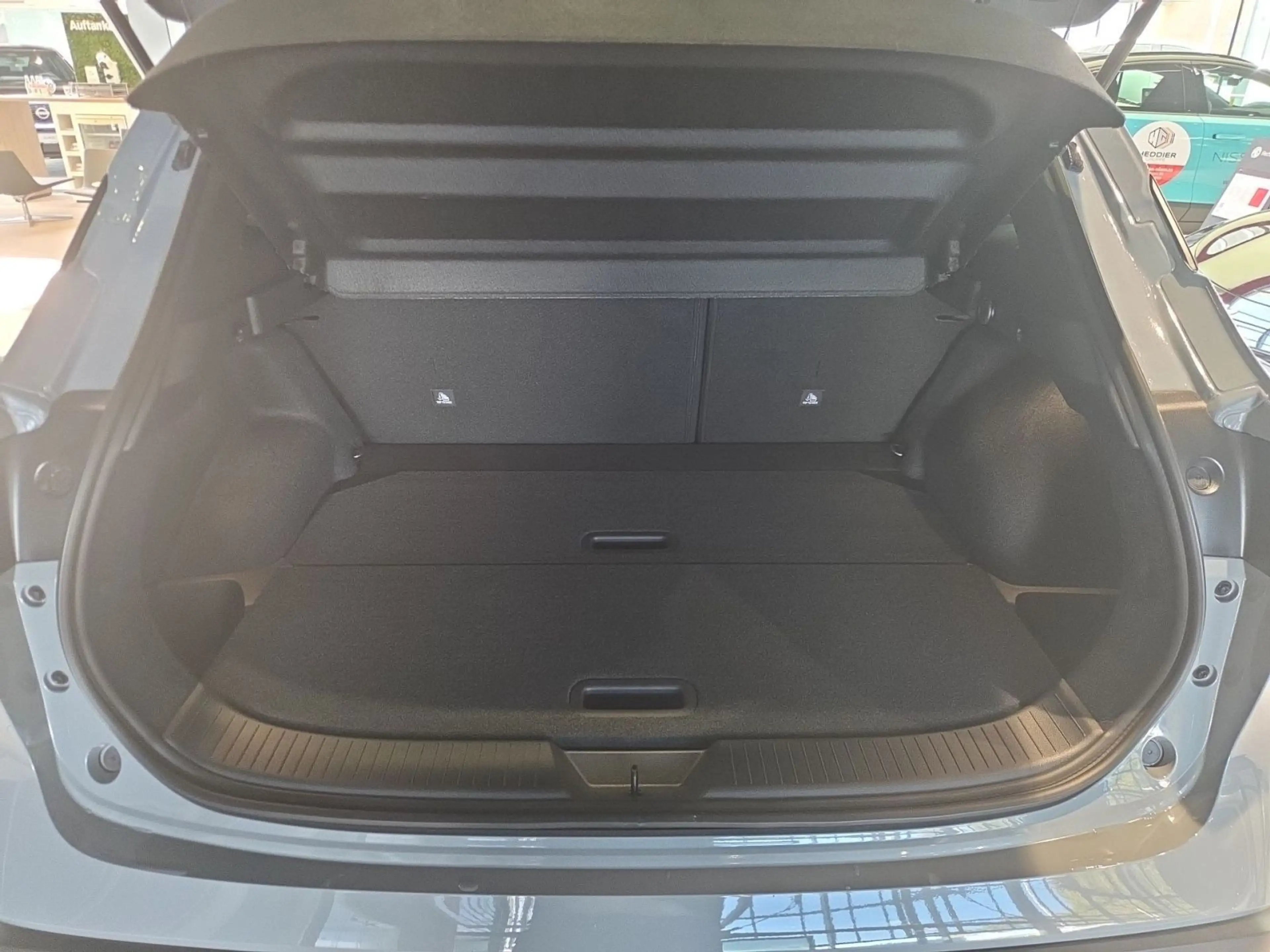 Nissan Qashqai 1.3 DIG-T MHEV N-Connecta Schalter *NAVI — photo 12