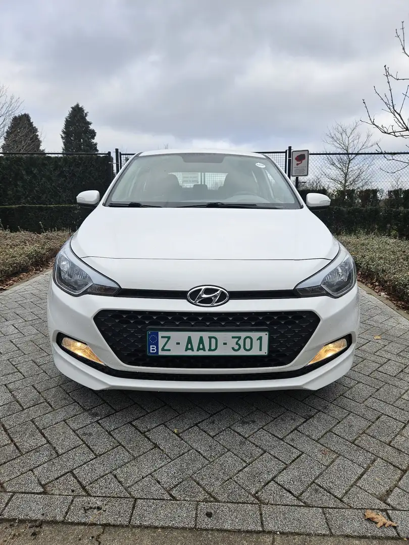 Hyundai i20 1EIGENAAR/€6D/AIRCO/GARANTIE/ONDERHOUDBOEK Blanc - 2