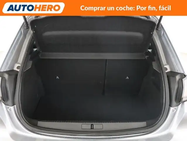 Peugeot 208 view 18
