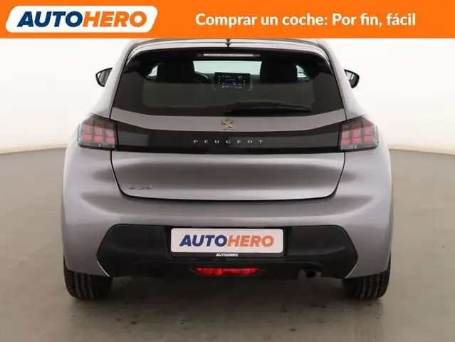 Peugeot 208 view 5