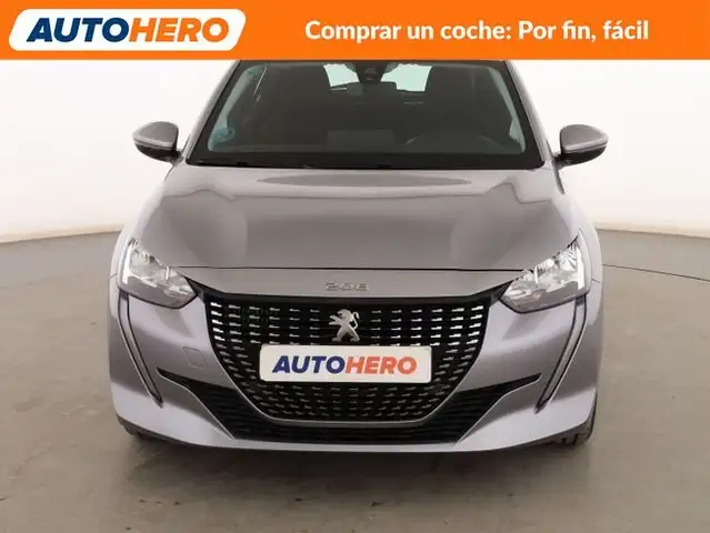 Peugeot 208 view 9
