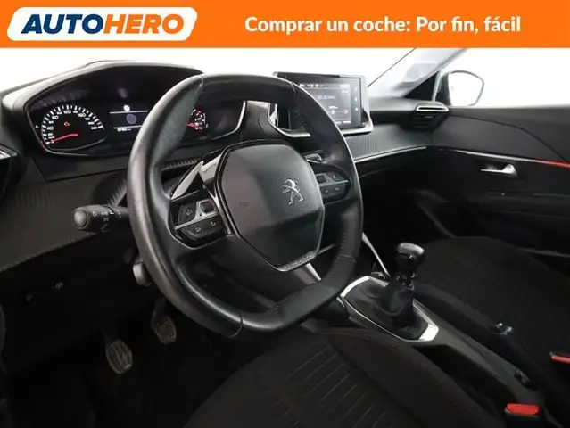 Peugeot 208 view 12