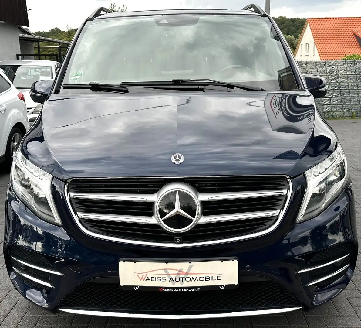 Mercedes-Benz V 250 d Avantgarde Edition AMG-Line 4Matic Blau - 2