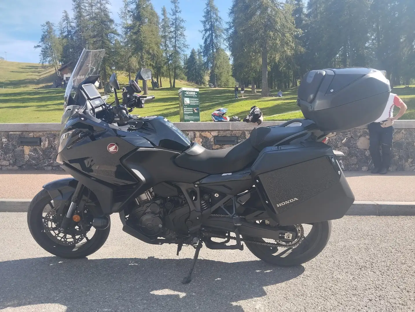 Honda NT 1100 DCT Travel Noir - 1