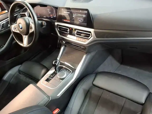 BMW 4 Series view 9