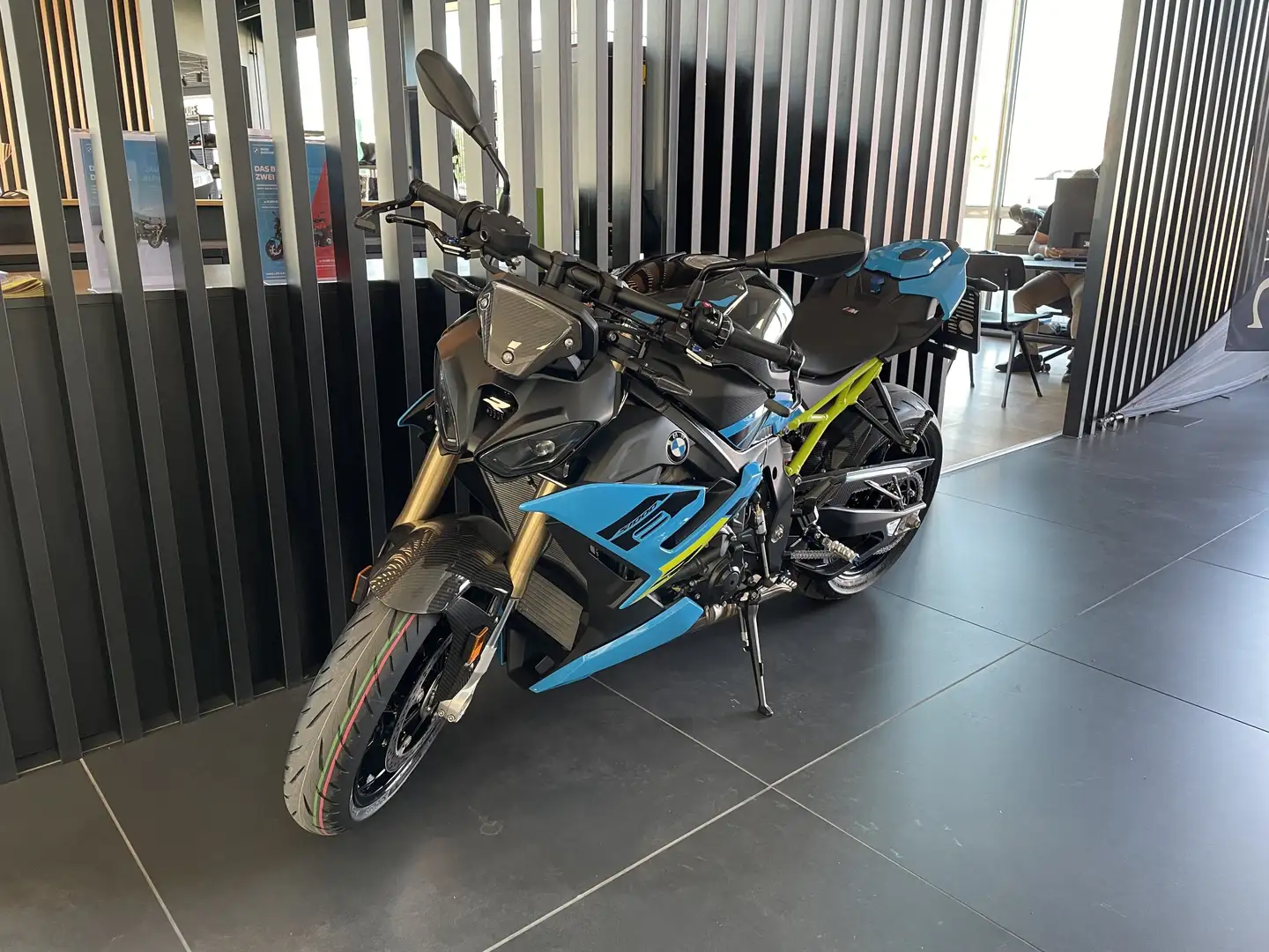 BMW S 1000 R Blau - 1