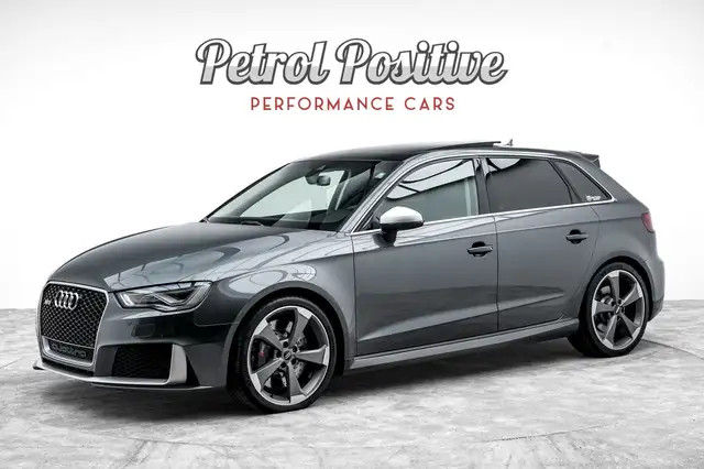 Audi RS3 SB 2,5 TFSI quattro S-tronic Sportabgas*Pano*Magn
