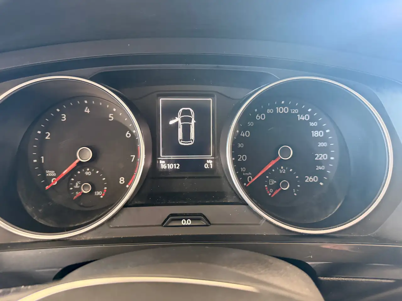 Volkswagen Tiguan снимка Volkswagen Tiguan