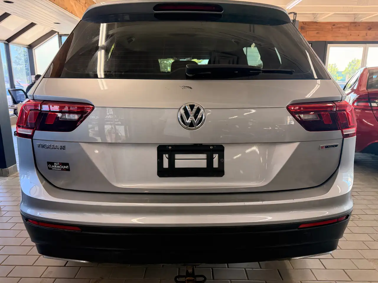 Volkswagen Tiguan снимка Volkswagen Tiguan