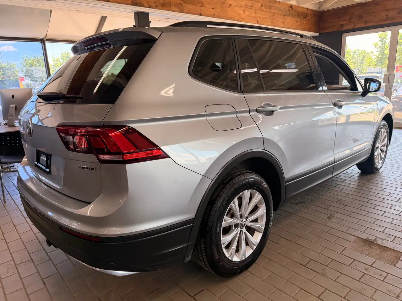Volkswagen Tiguan снимка Volkswagen Tiguan