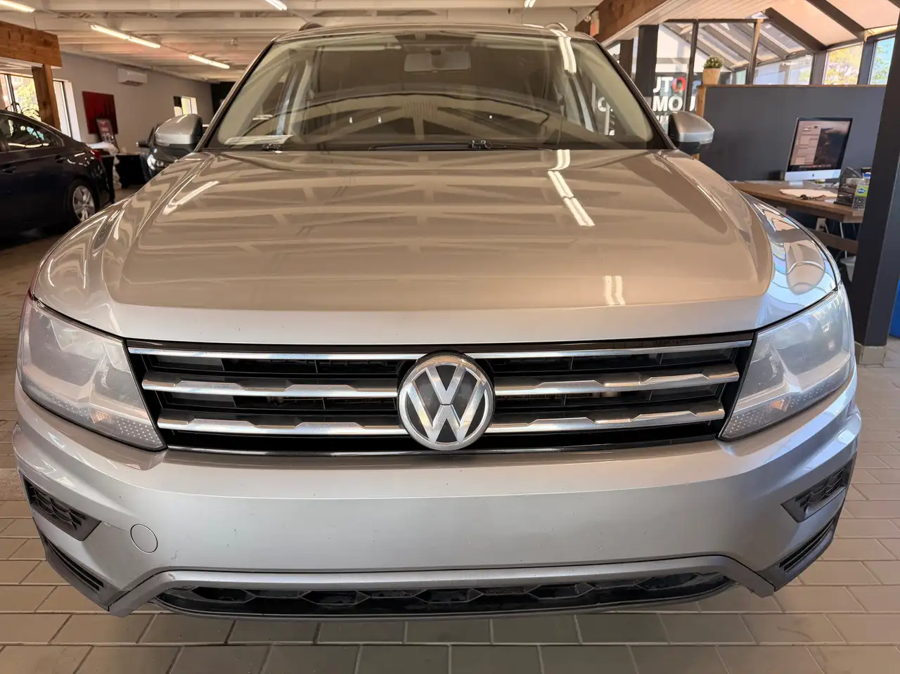 Volkswagen Tiguan снимка Volkswagen Tiguan