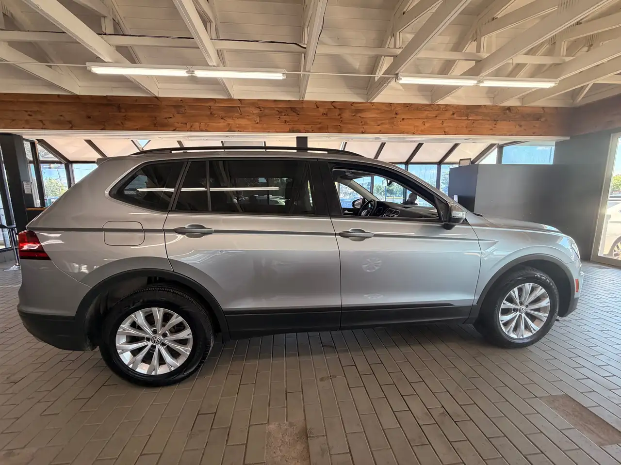 Volkswagen Tiguan снимка Volkswagen Tiguan