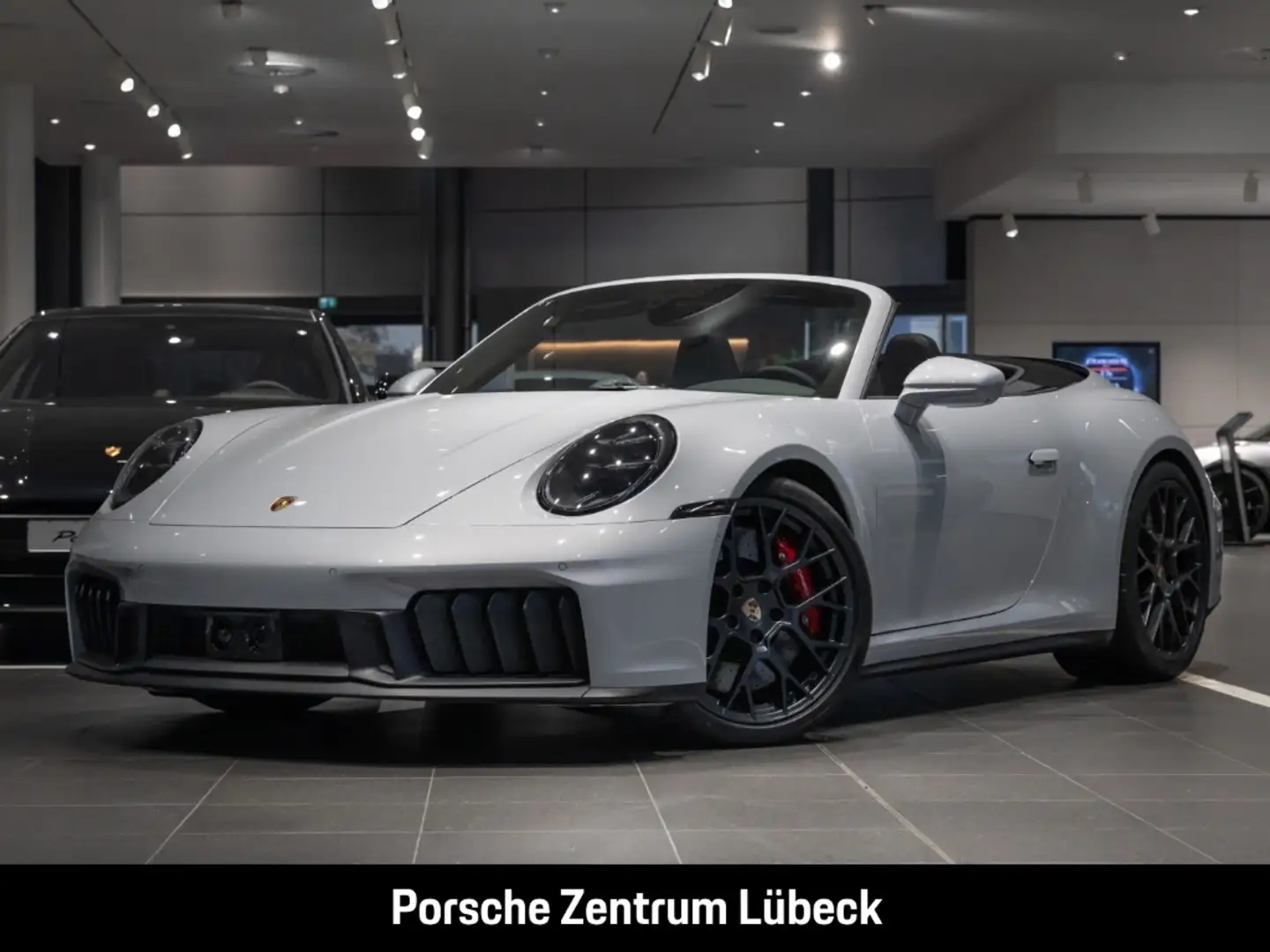 Porsche 992 911 Carrera 4 GTS Cabrio Nachtsicht BOSE Grijs - 1