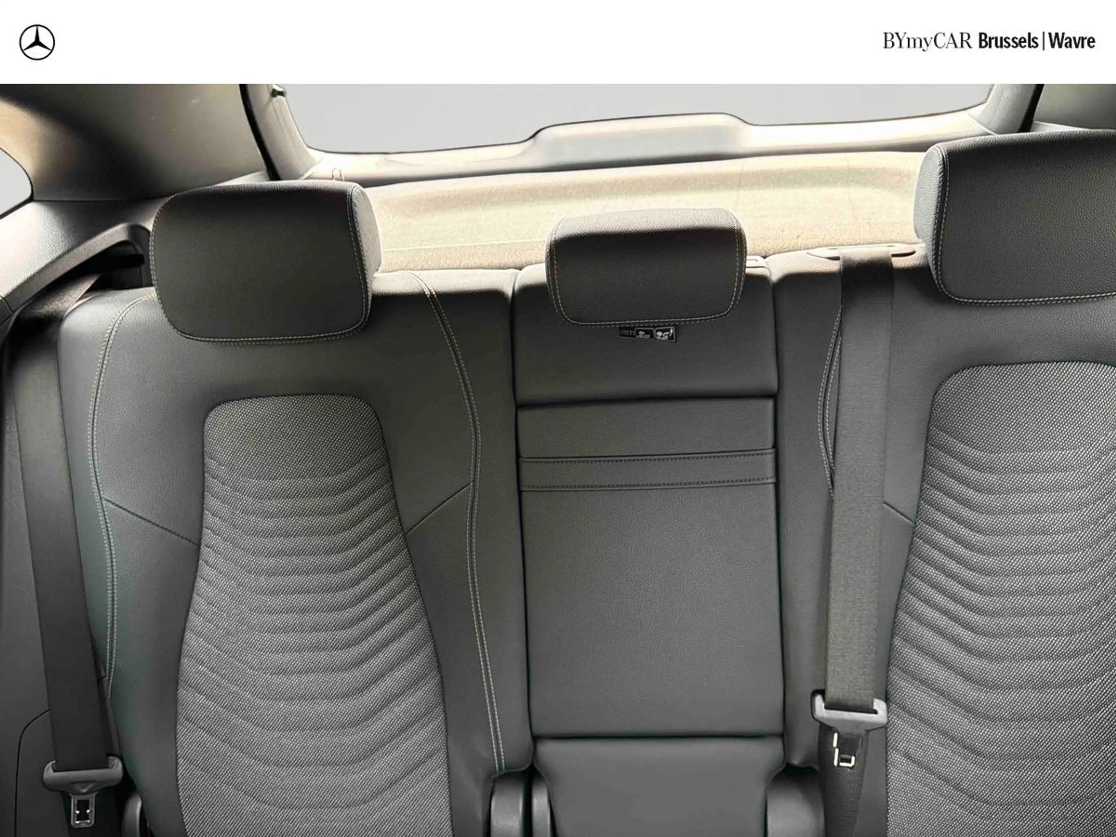 Mercedes-Benz GLA 250 GLA e Business Line — photo 14