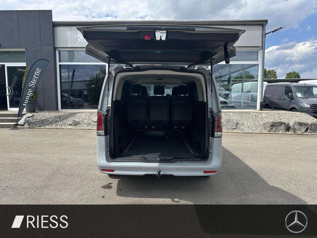 Mercedes-Benz V 250