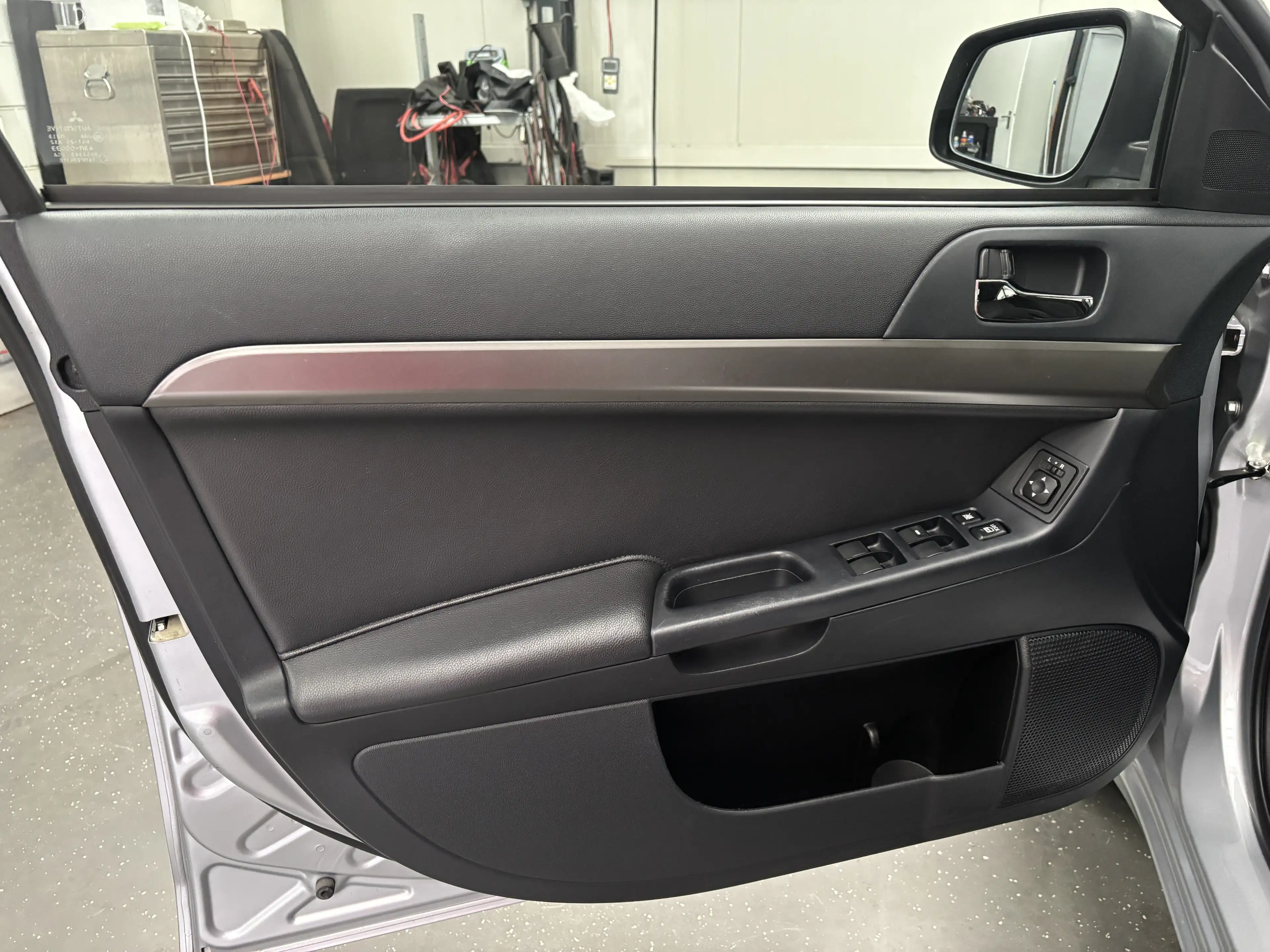 Mitsubishi Lancer Sportback 1.6 Edition One Volledig onderhouden | T — photo 10