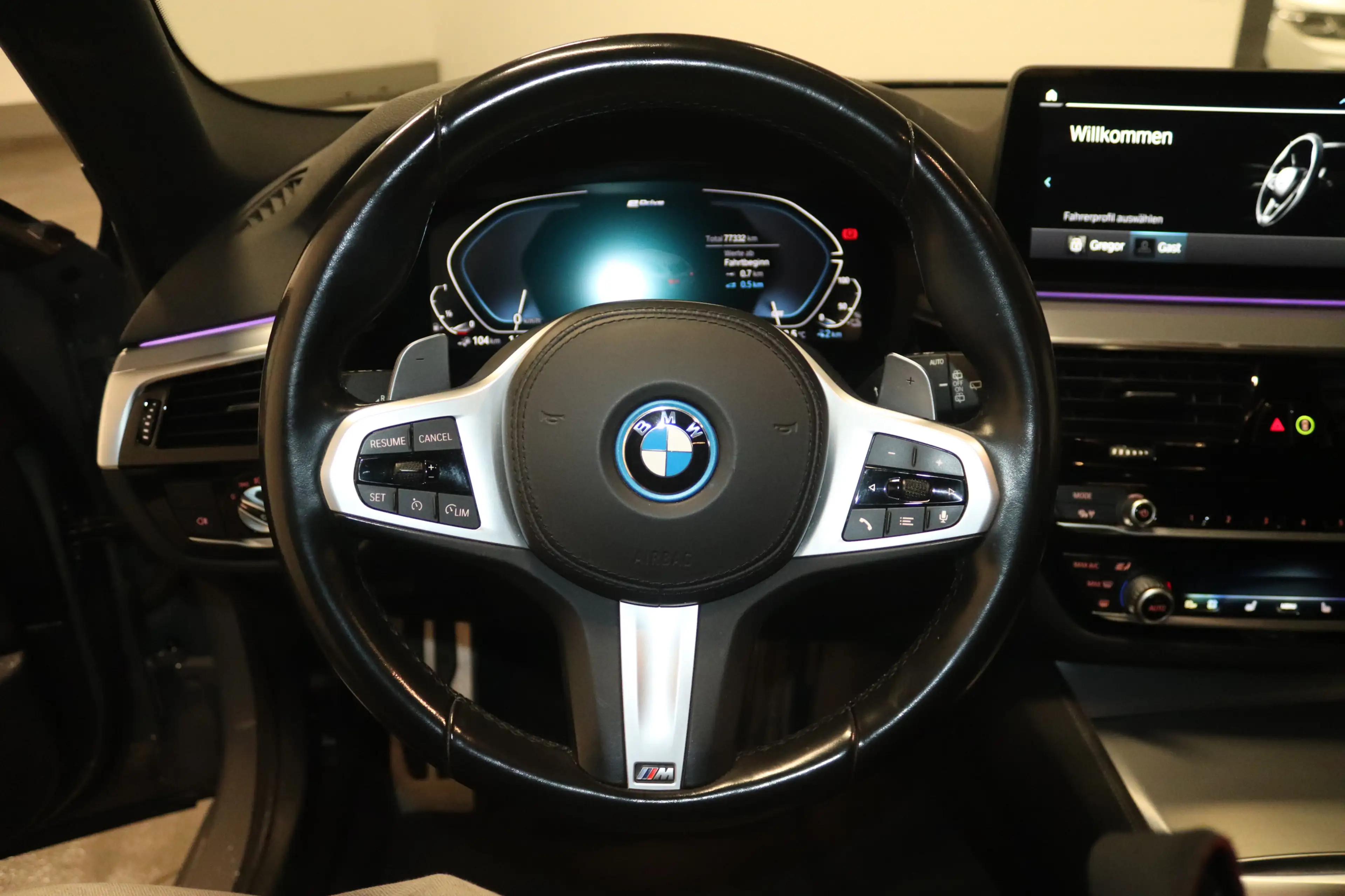 BMW 530 e T SAG M Sport Shadow-NAV-LED-KAM-H K-LEDER — photo 5