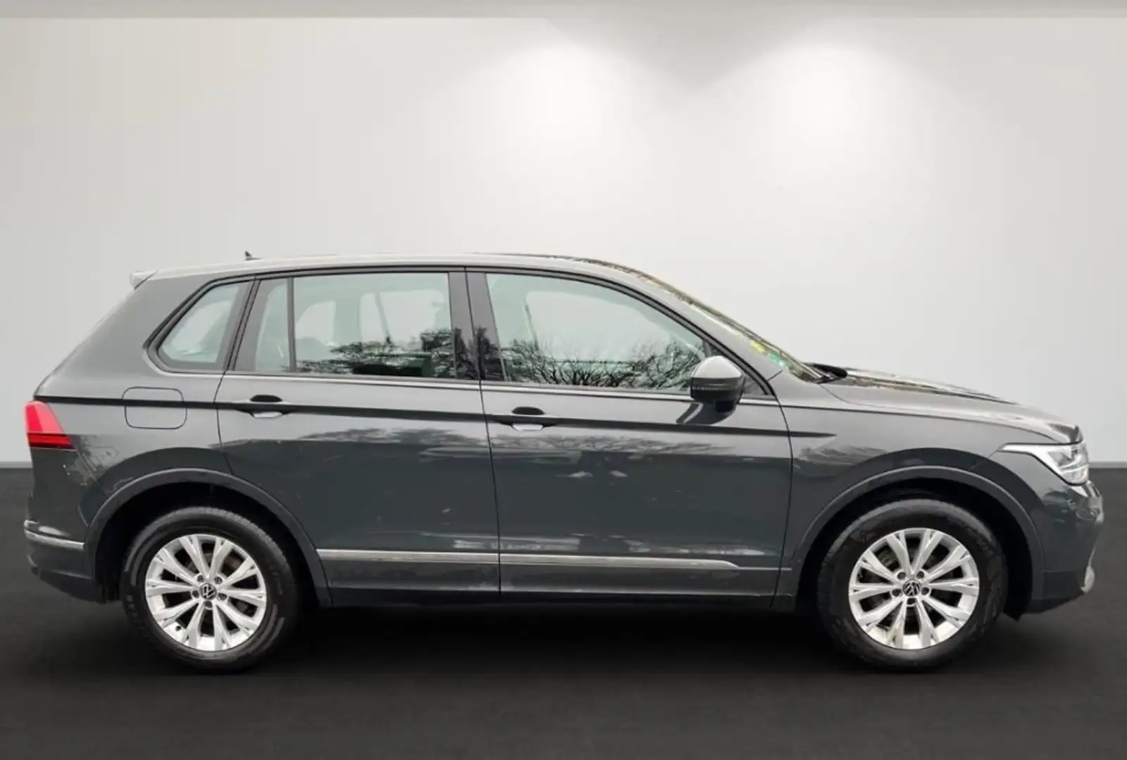 Volkswagen Tiguan 2.0 tdi Life 150cv dsg Grigio - 2