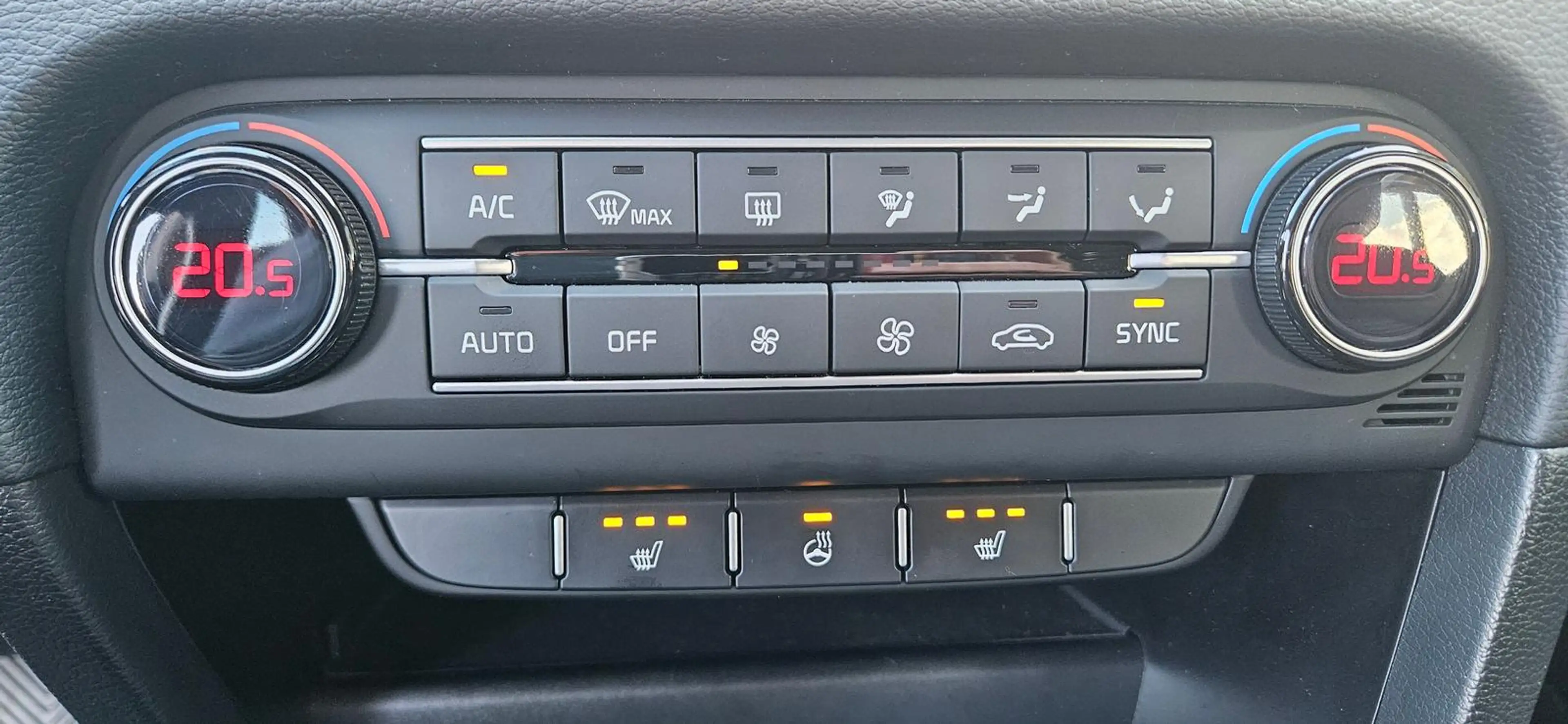 Kia Ceed / cee'd Ultimate Edition NAVI KAMERA SHZ LHZ — photo 13