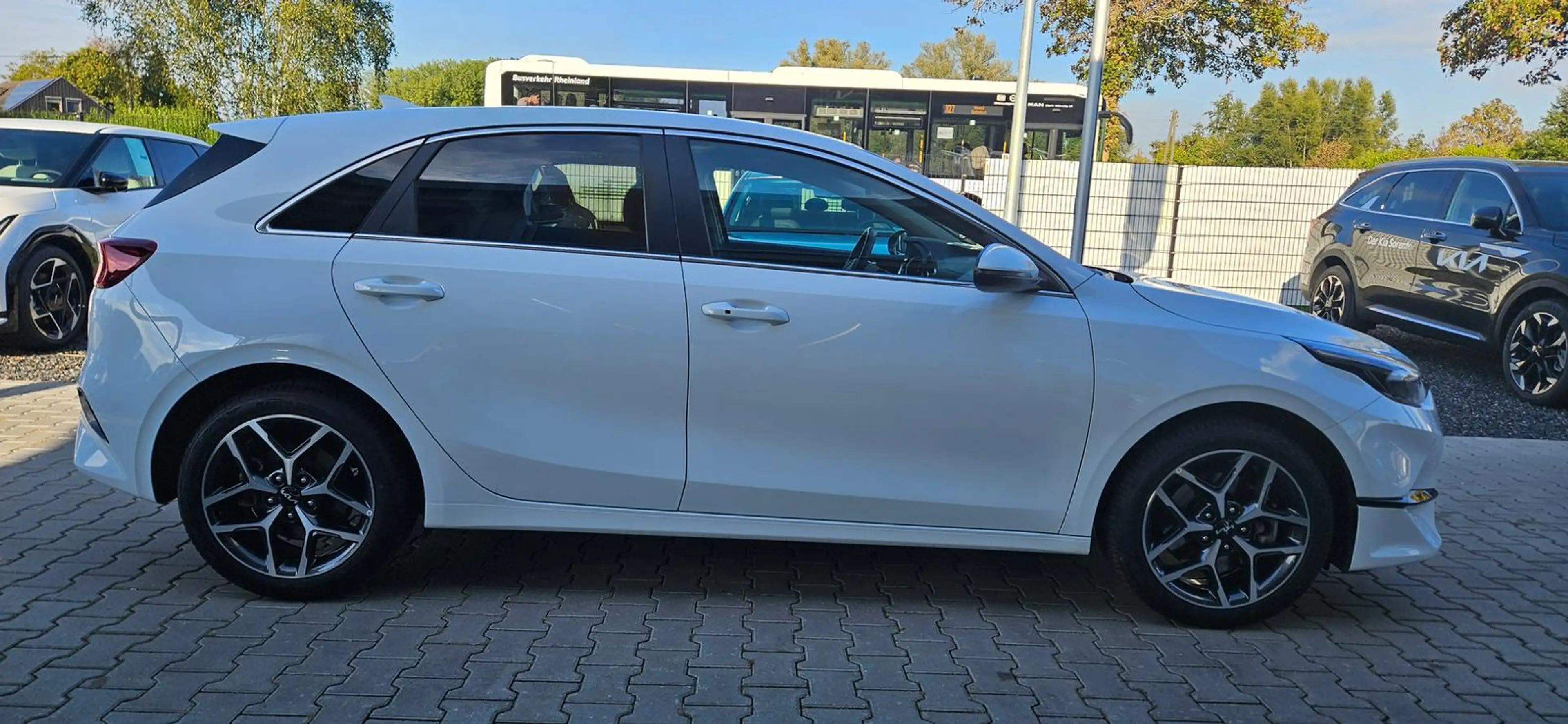 Kia Ceed / cee'd Ultimate Edition NAVI KAMERA SHZ LHZ — photo 4