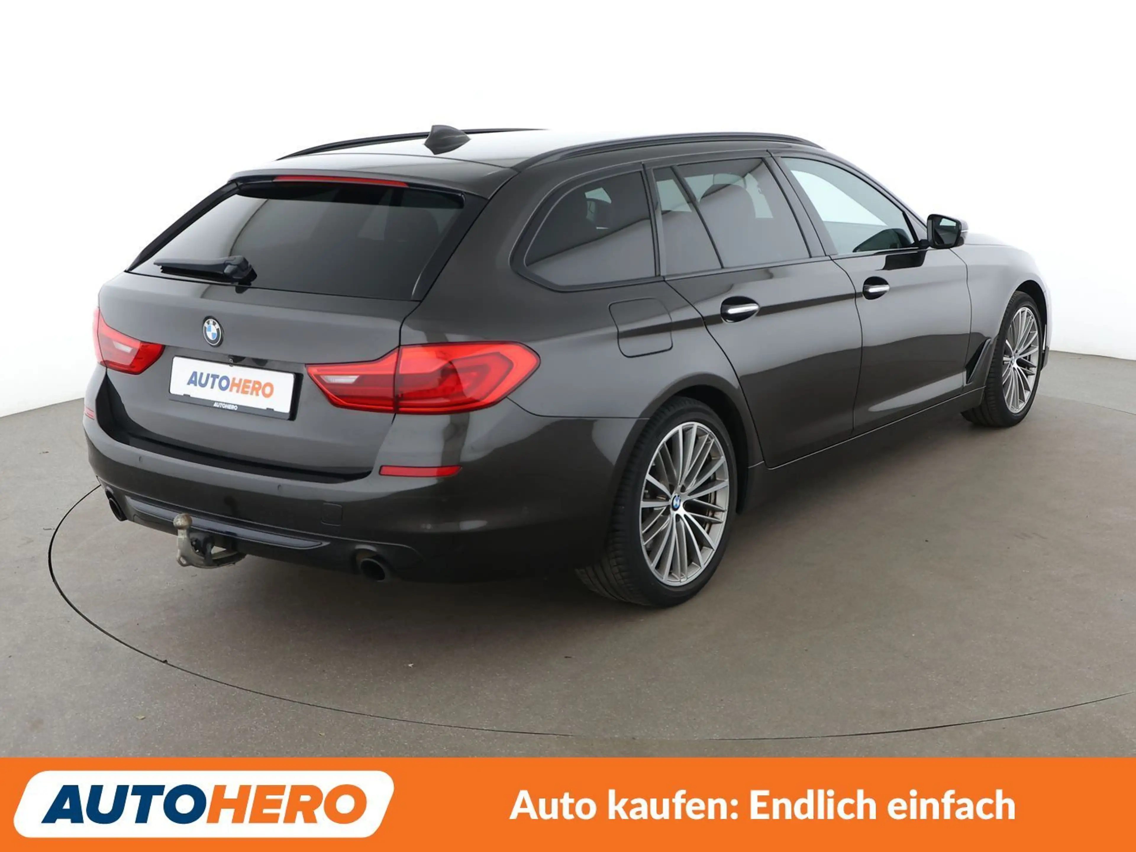 BMW 520 520i Sport Line Aut.*NAVI*CAM*TEMPO*SHZ*ALU*KLIMA* — photo 6