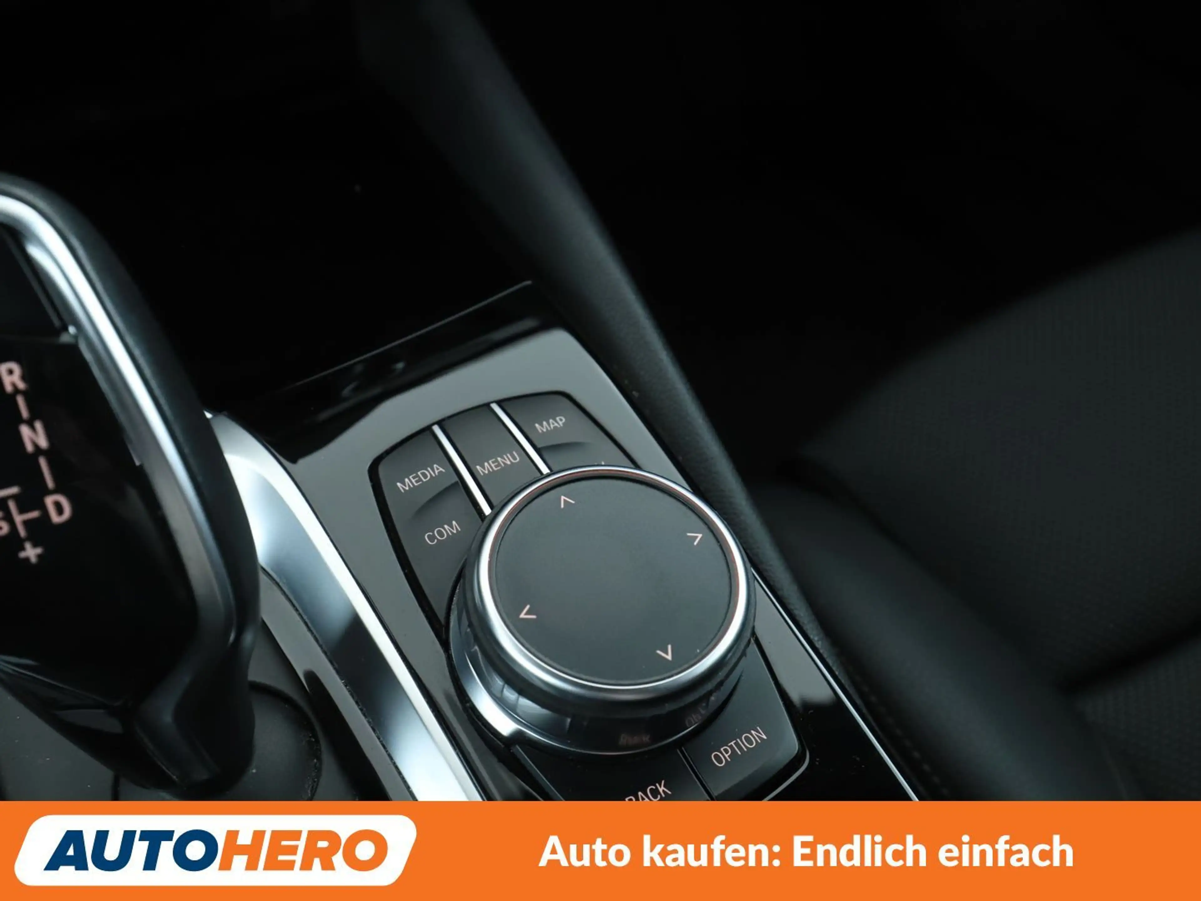 BMW 520 520i Sport Line Aut.*NAVI*CAM*TEMPO*SHZ*ALU*KLIMA* — photo 26