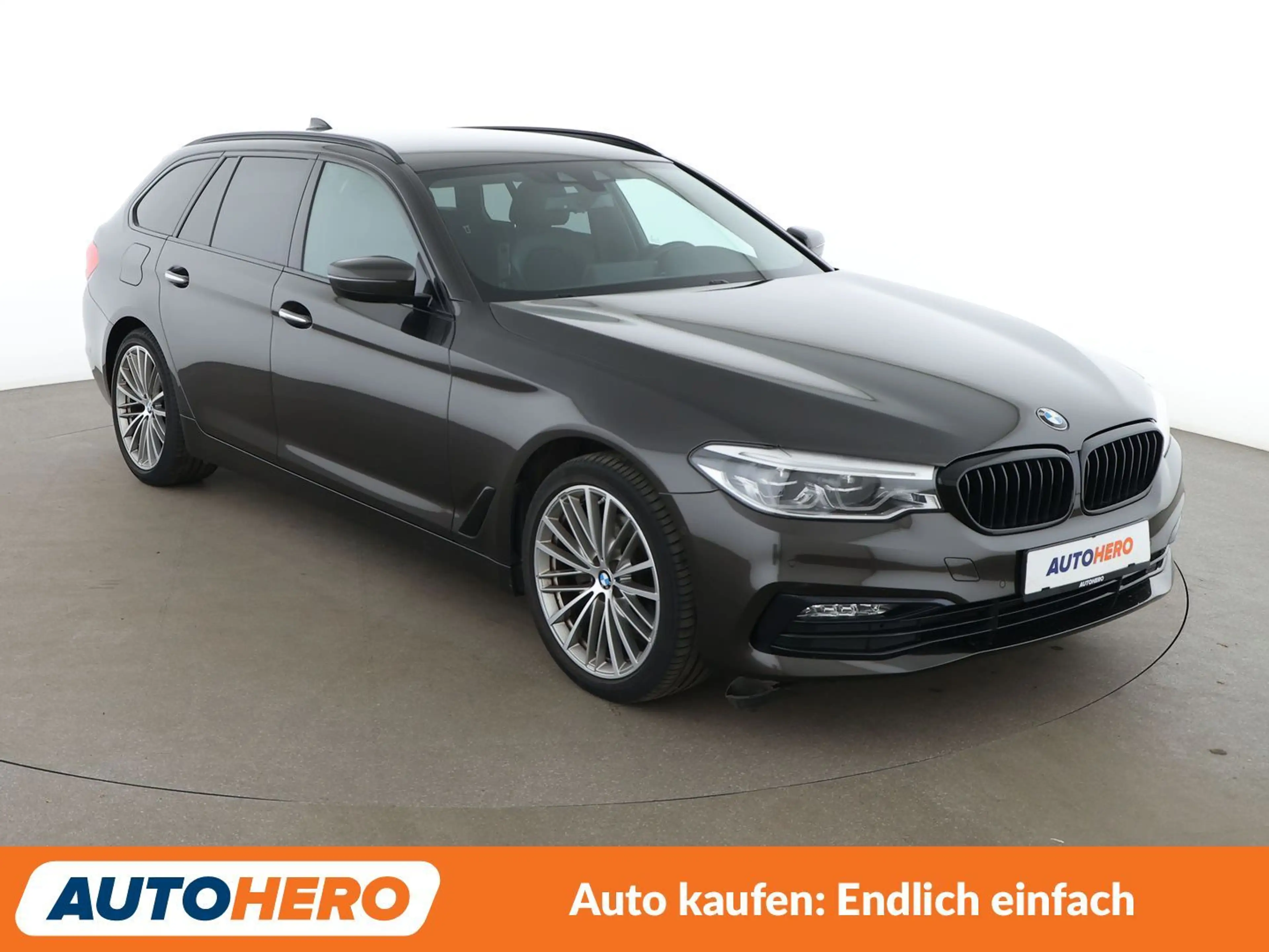 BMW 520 520i Sport Line Aut.*NAVI*CAM*TEMPO*SHZ*ALU*KLIMA* — photo 8