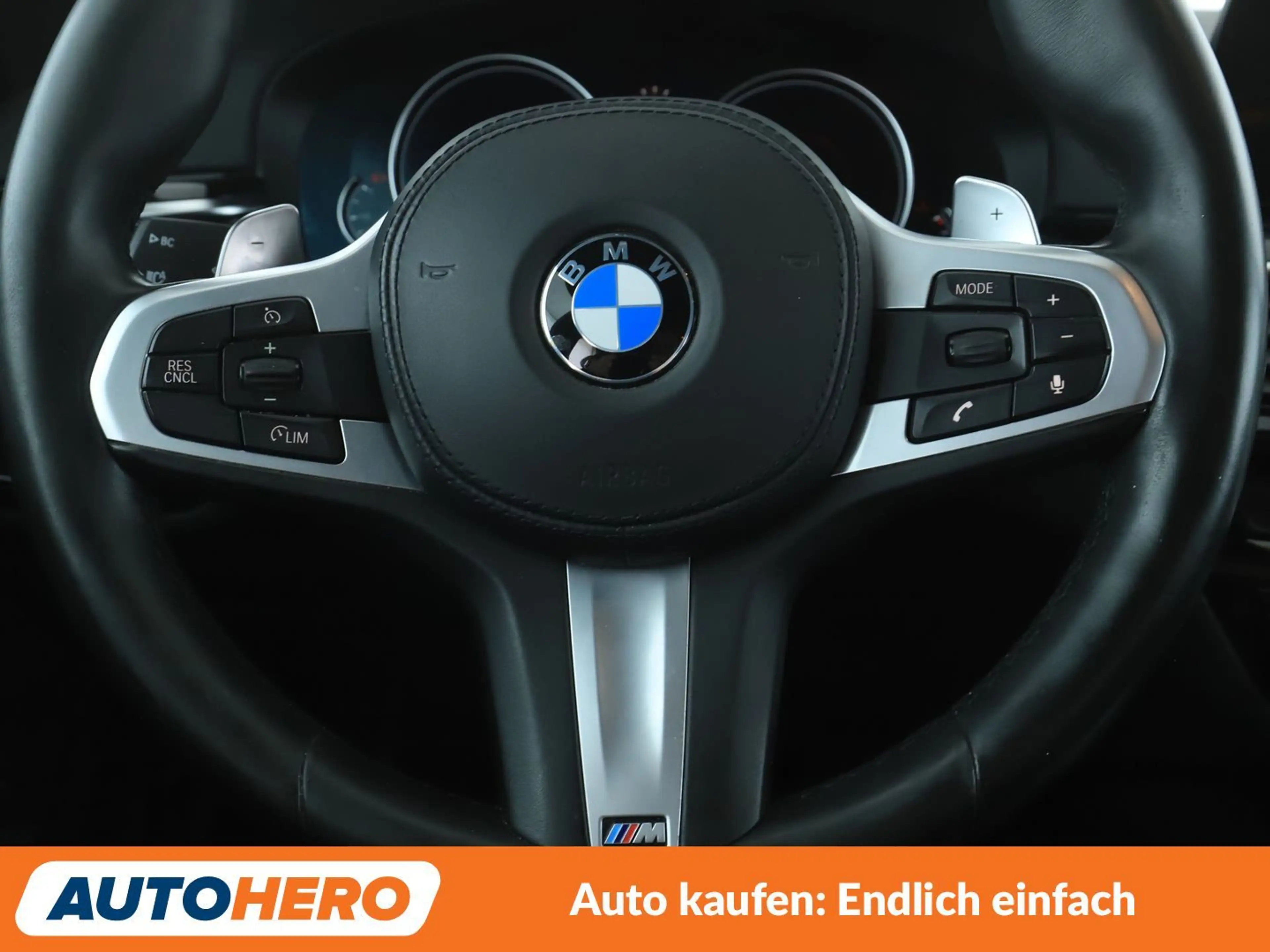 BMW 520 520i Sport Line Aut.*NAVI*CAM*TEMPO*SHZ*ALU*KLIMA* — photo 19