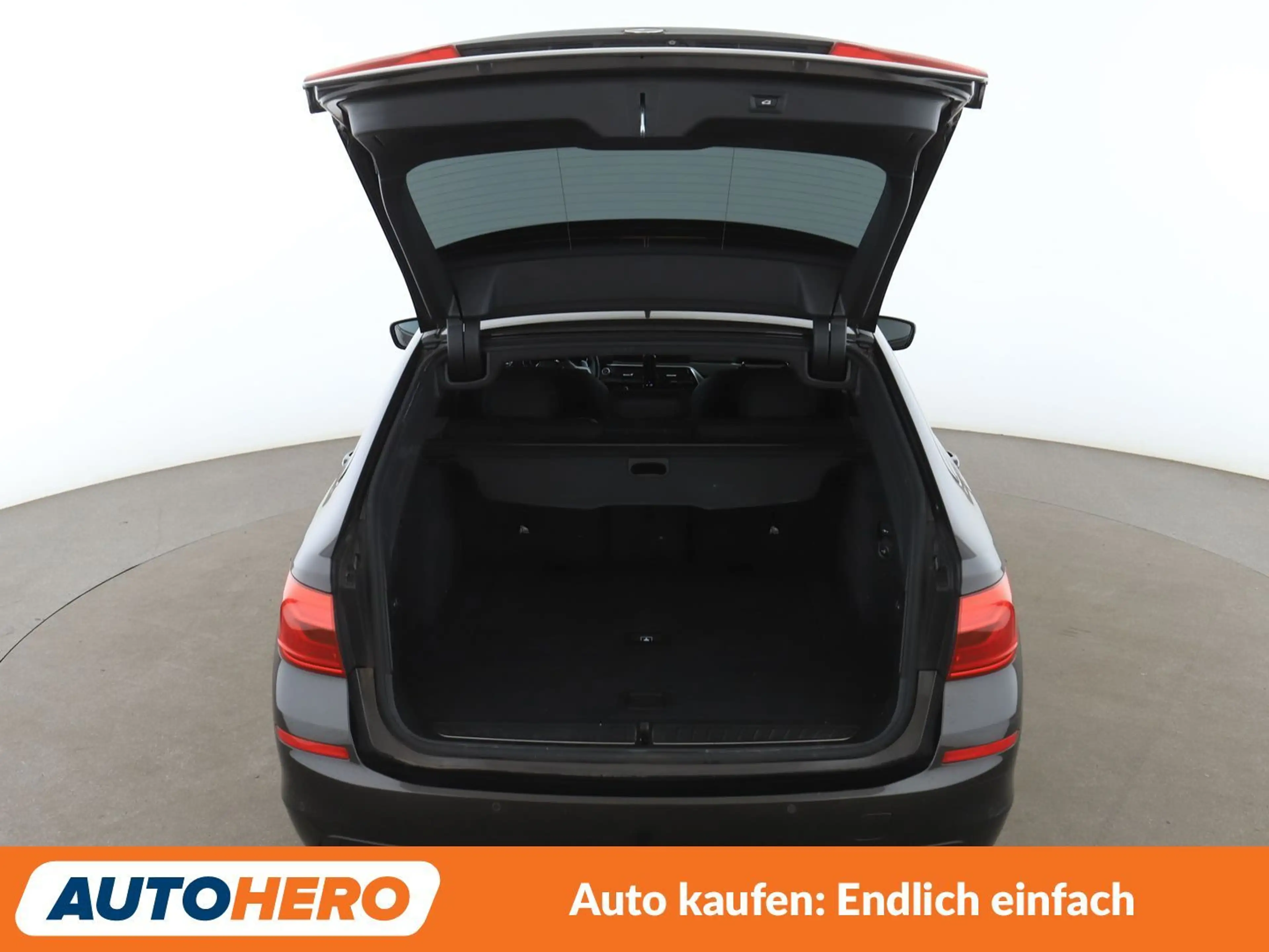 BMW 520 520i Sport Line Aut.*NAVI*CAM*TEMPO*SHZ*ALU*KLIMA* — photo 16